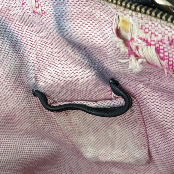 Dooney & Bourke Signature Quilted Logo Zip Zip Black Satchel - Picture 12 of 15